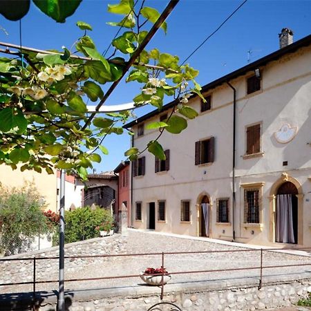 New Agriturismo Corte Olfino Monzambano Luaran gambar