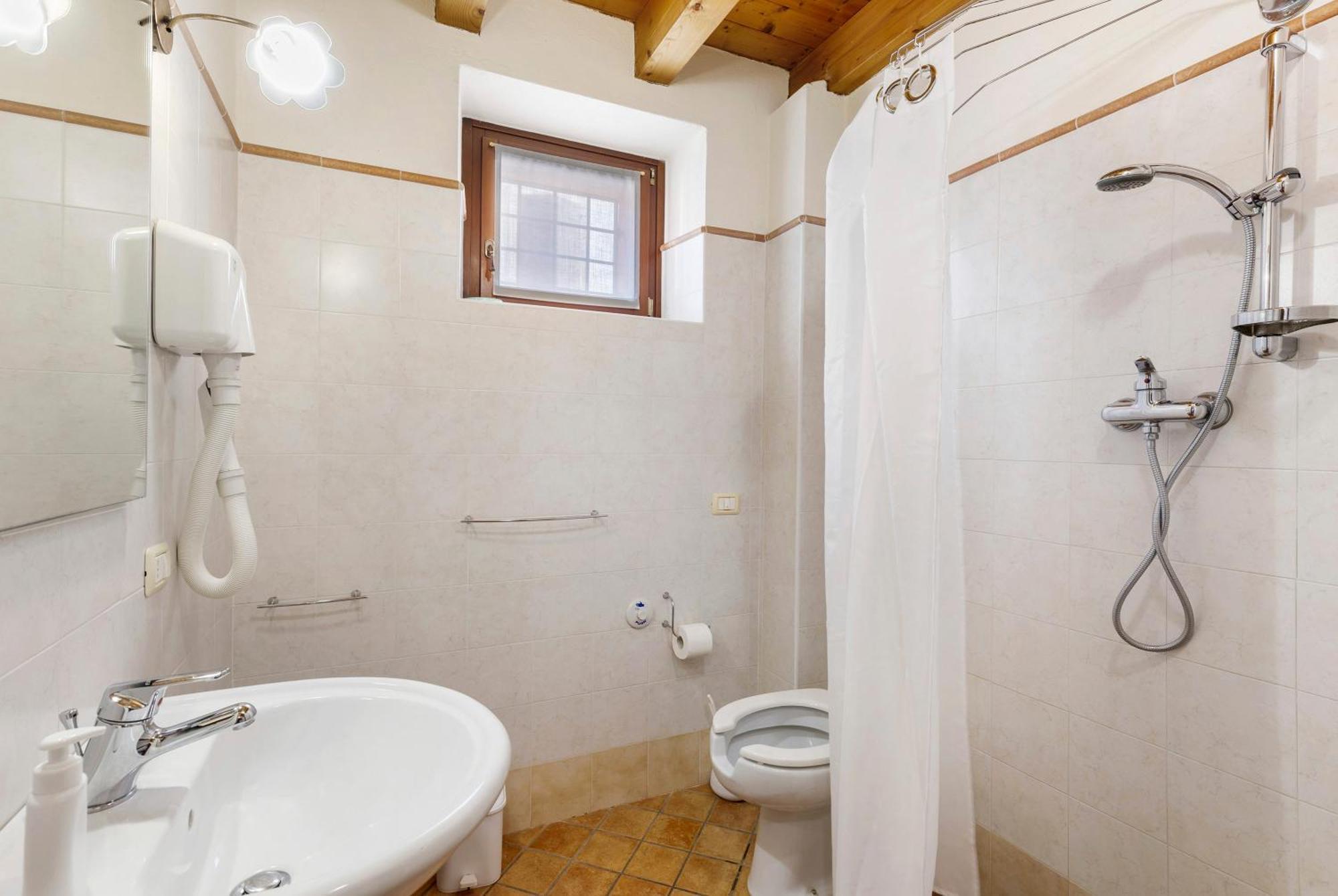 New Agriturismo Corte Olfino Monzambano Luaran gambar