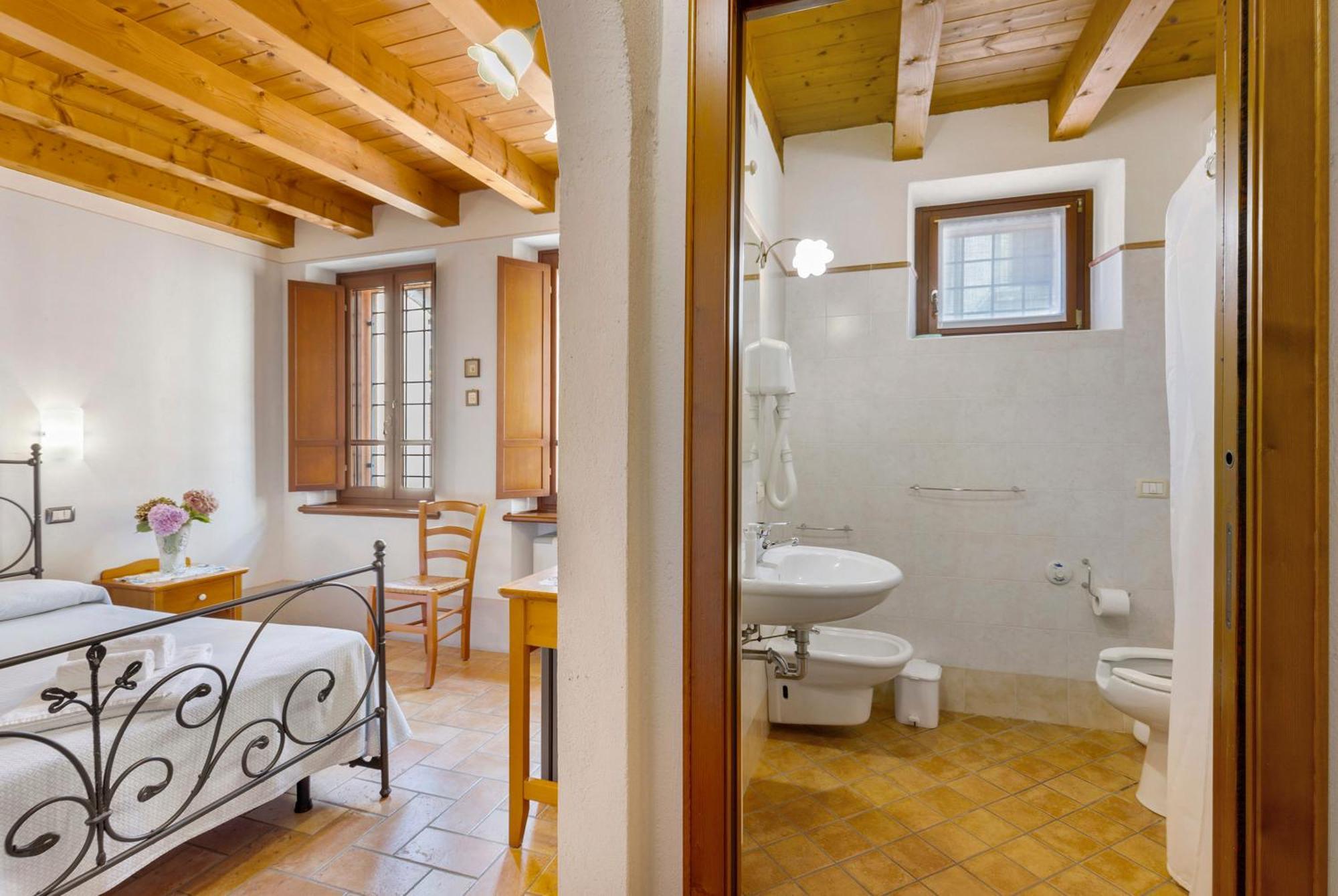 New Agriturismo Corte Olfino Monzambano Luaran gambar